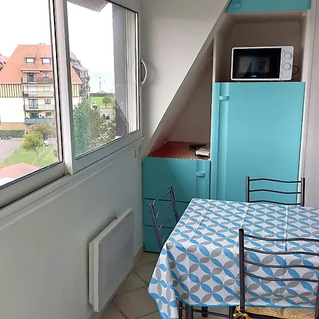 Lägenhet 2 Pieces Renove Pres De La Avec Parking - Fr-1-712-77